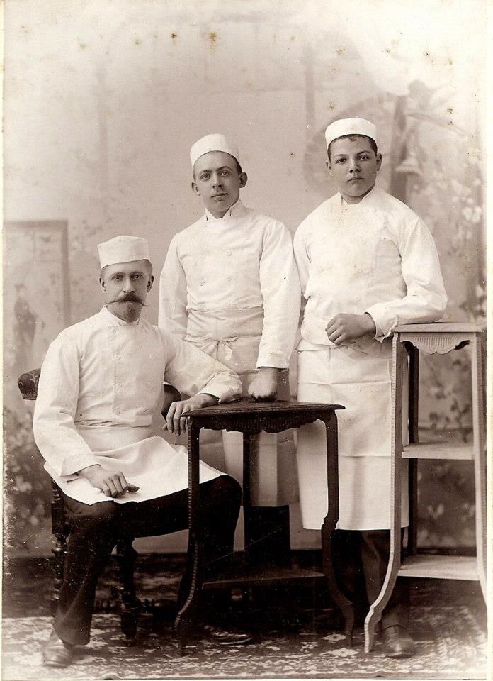 67995_10151121095161776_594960160_n (1)