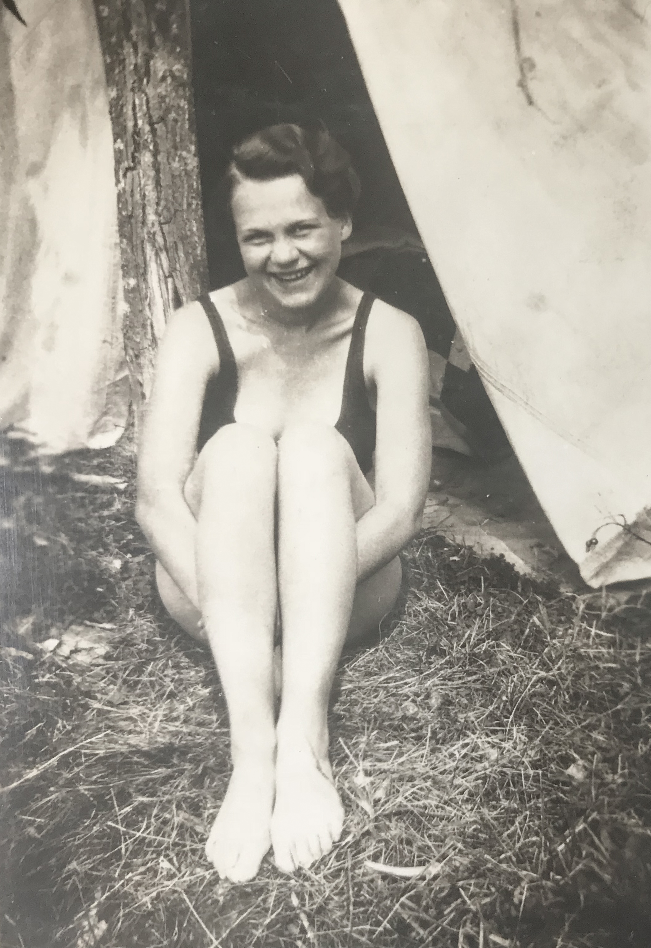 1935 Dorothy camping